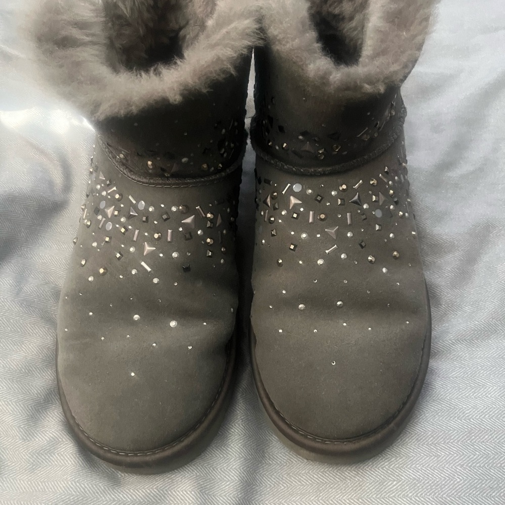 Ugg gray emballished  galaxy short boots amazing condition